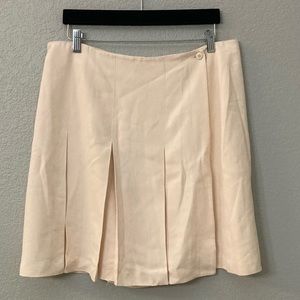 Tennis style mini skirt